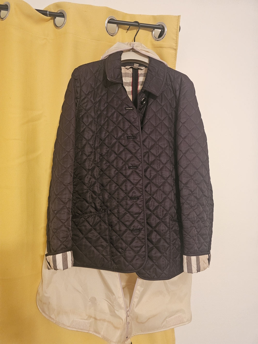 Burberry Black Quilted Women's Puffer Jacket with Beige Lining